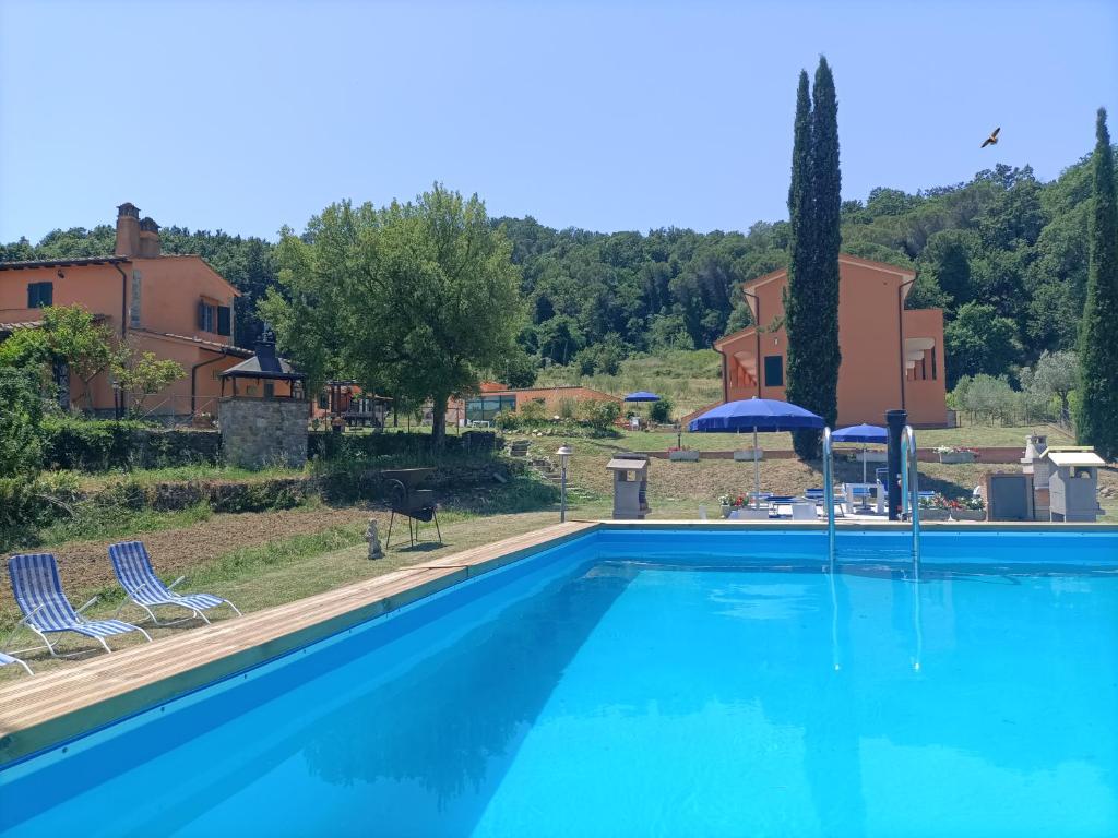 Agriturismo Regno di Toscana con piscina e campagna